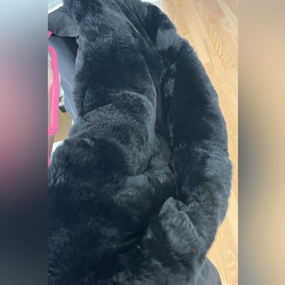 Selling Woolrich coat
Good condition, no damage at all - Picture 5 of 15